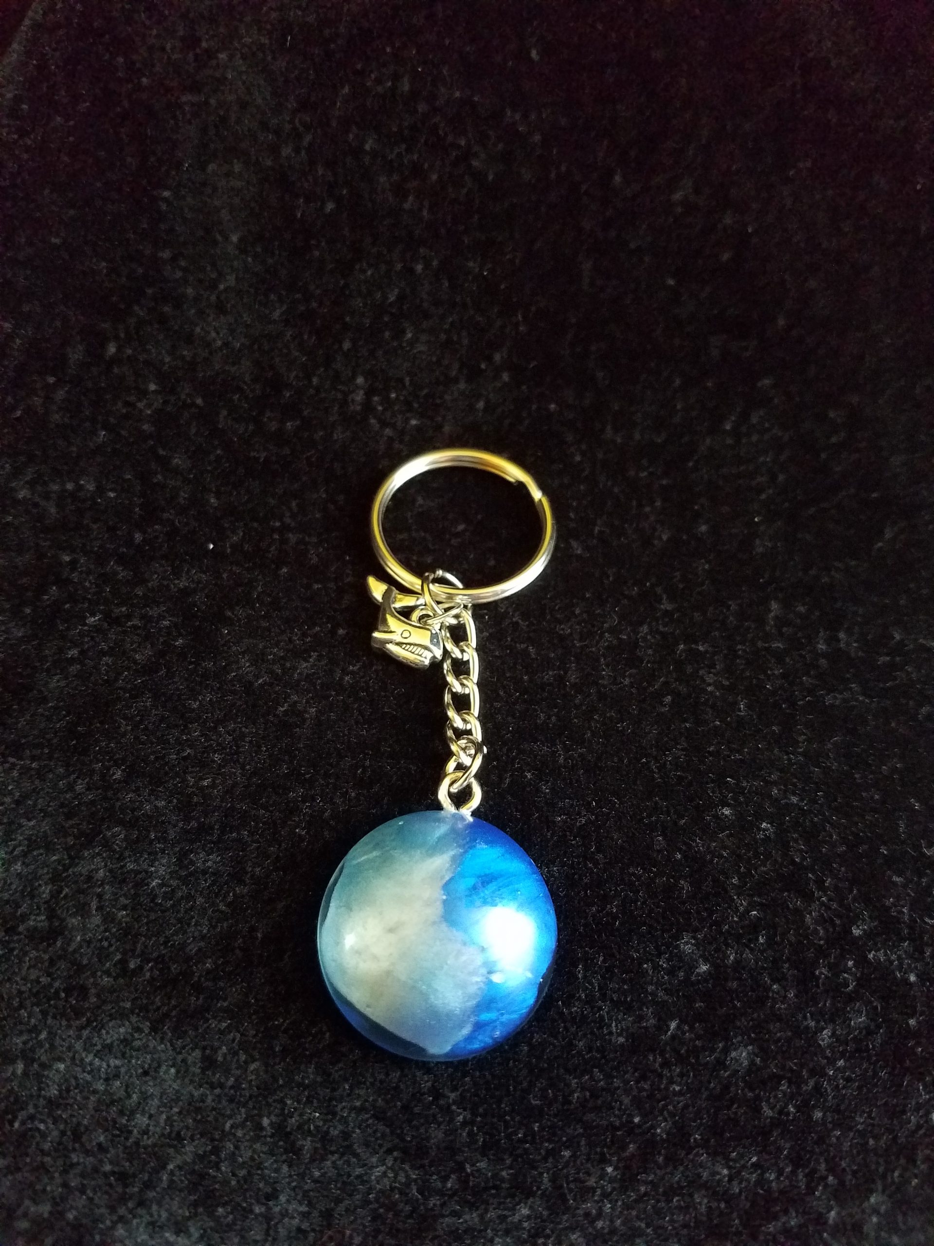 Abstract Silver Keychain with Double Blue Epoxy Round Charm & Silver Whale Charm