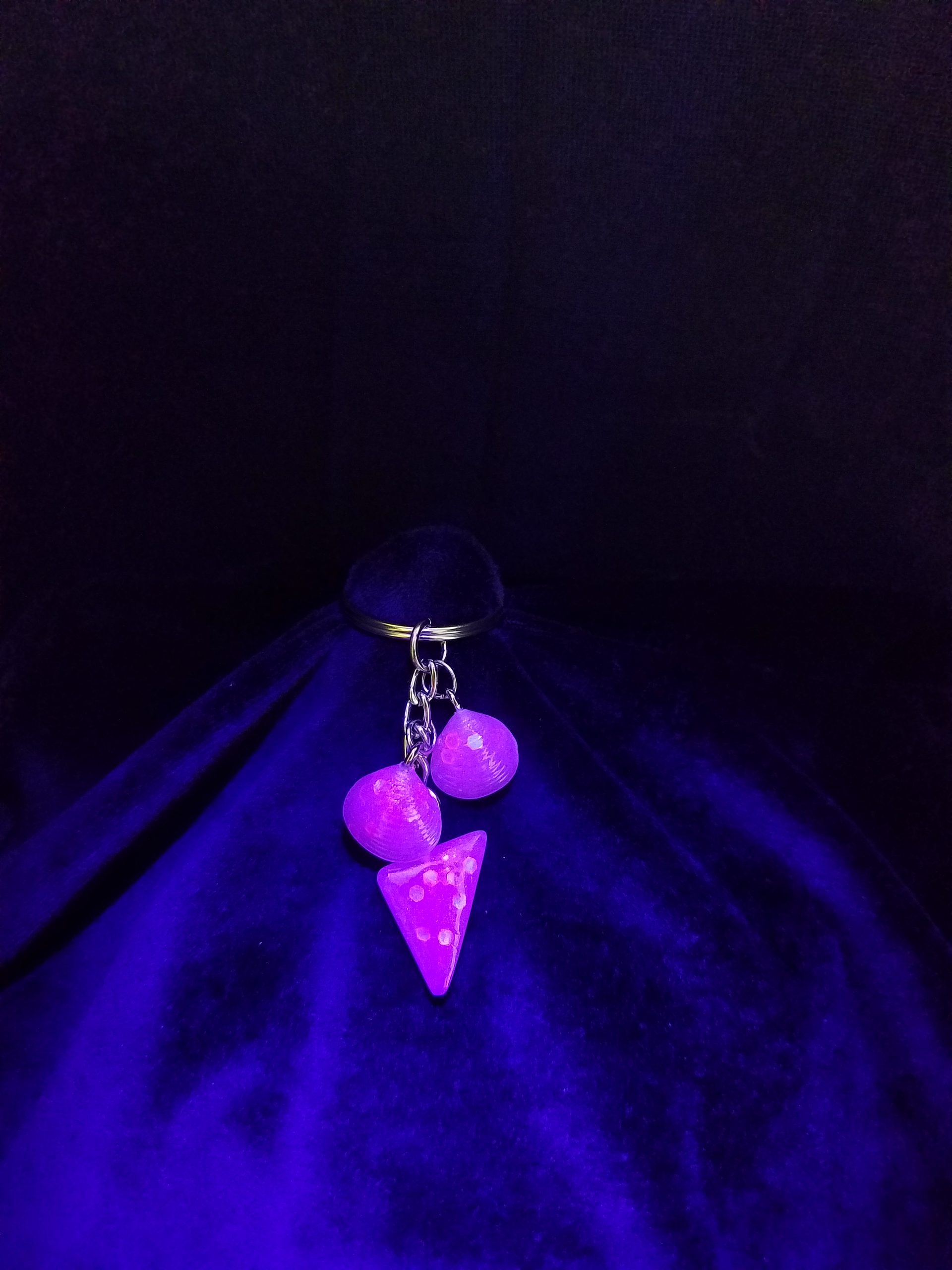 Abstract Pink Glow Triangle & Seashell Keychain