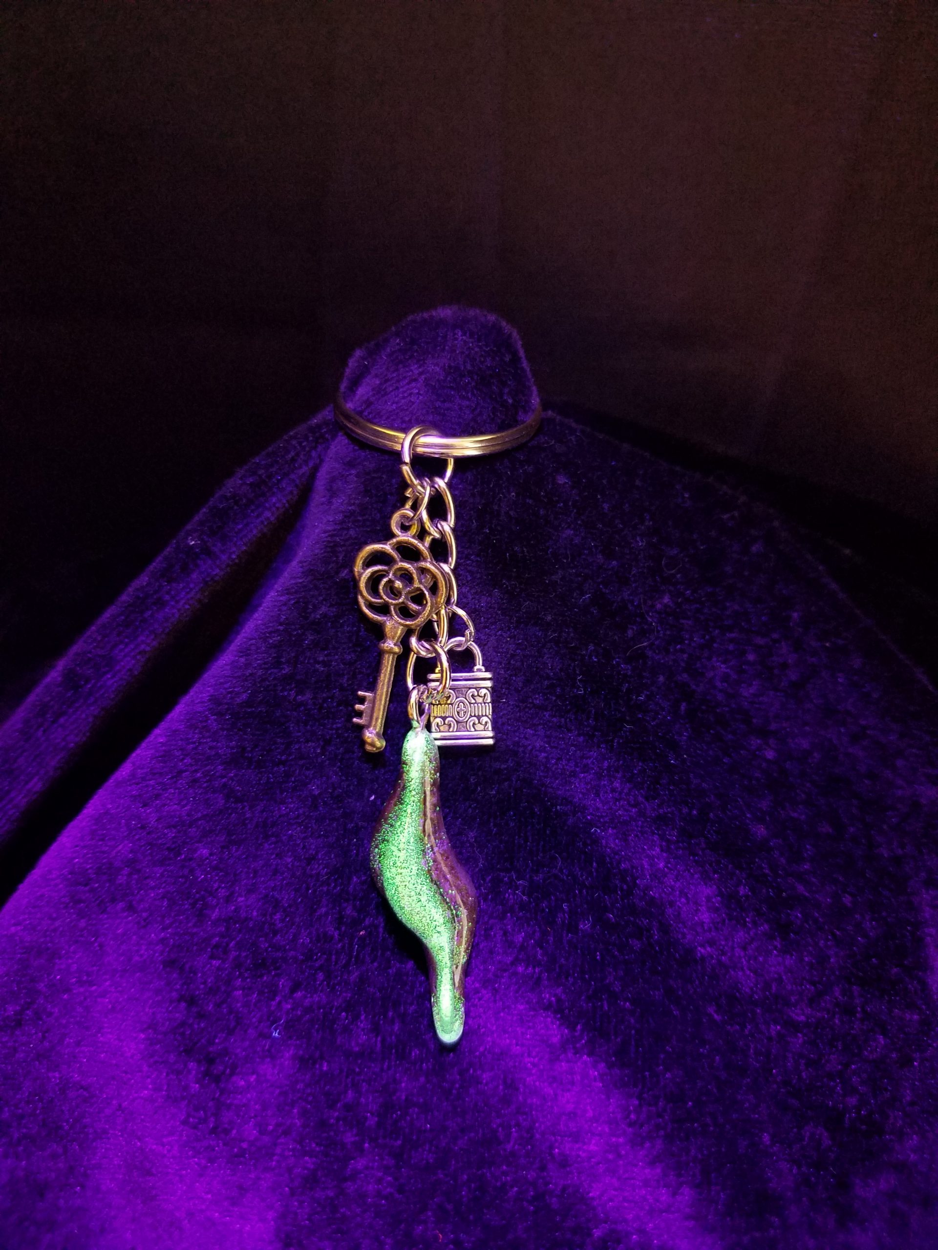 Abstract Green Glow & Brown Epoxy Wave Charm Keychain with Silver Lock & Bronze Key Charms