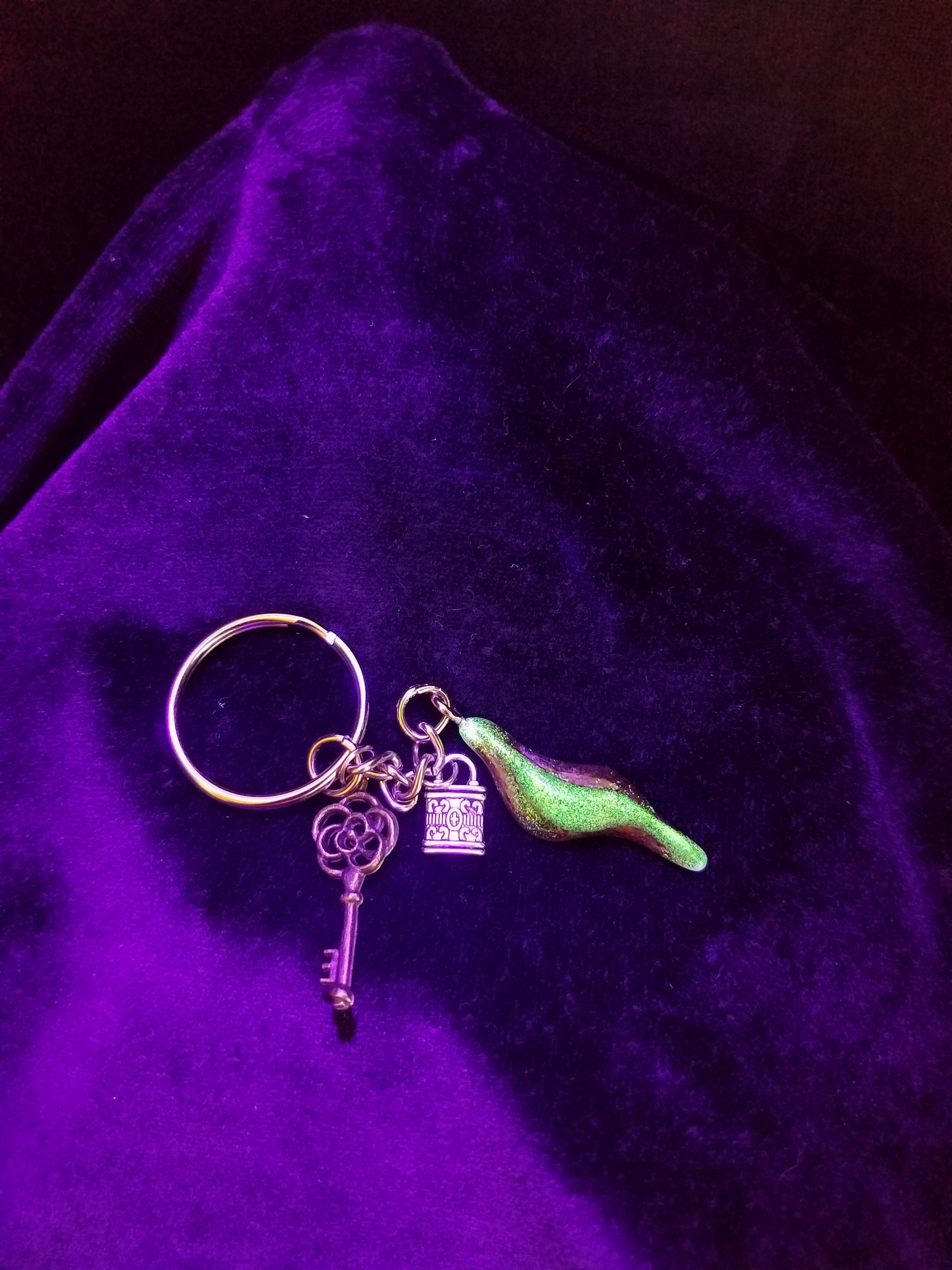 Abstract Green Glow & Brown Epoxy Wave Charm Keychain with Silver Lock & Bronze Key Charms